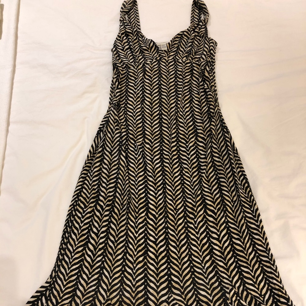 Patterned DVF knee length dress